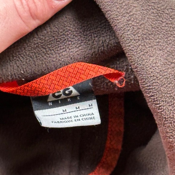 Nike ACG Orange Brown Lightweight Fleece Zip Jacket - Picture 3 of 7